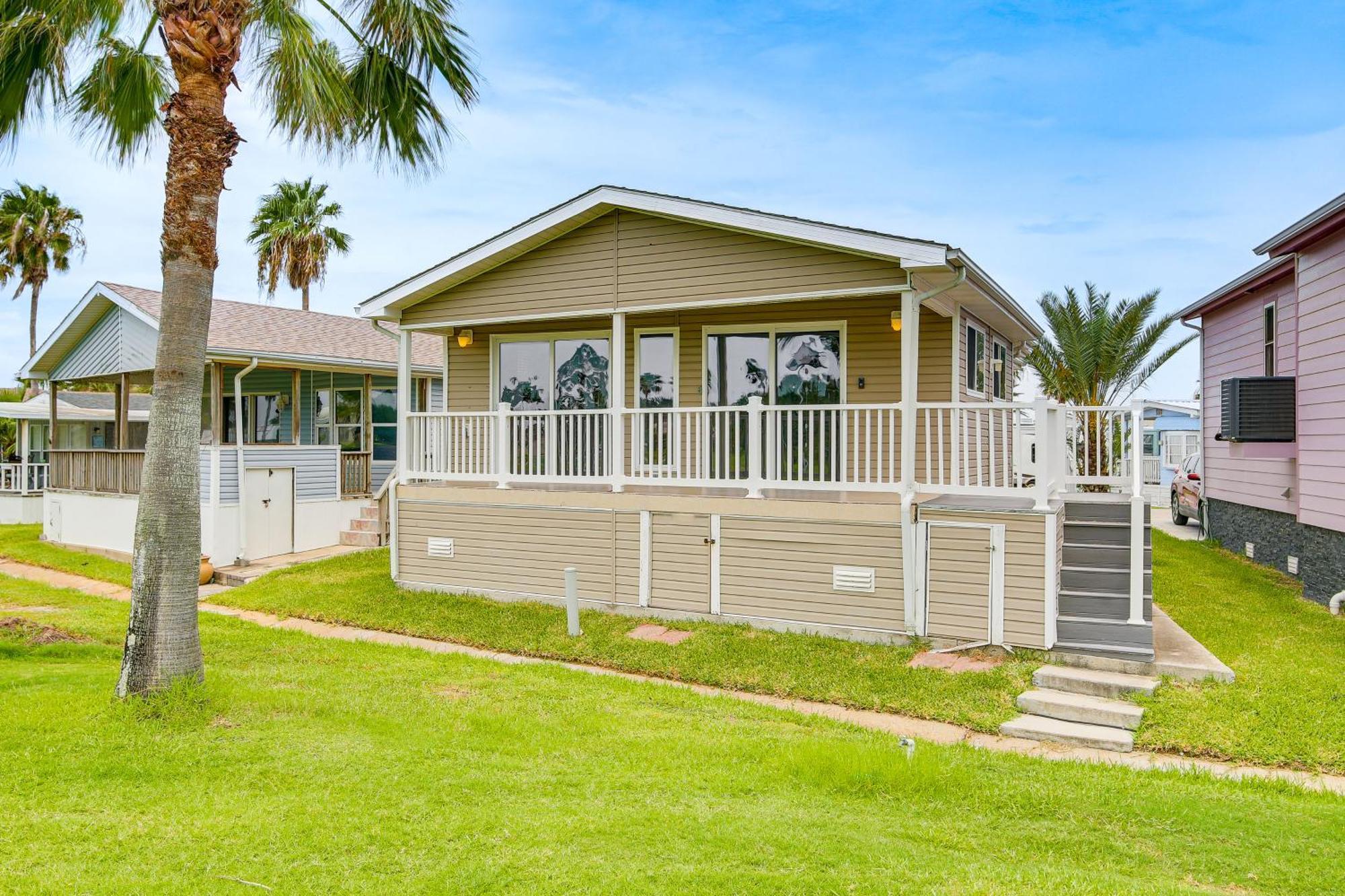 Sunny Port Isabel Golf Retreat, 5 Mi To Beaches! Βίλα Εξωτερικό φωτογραφία